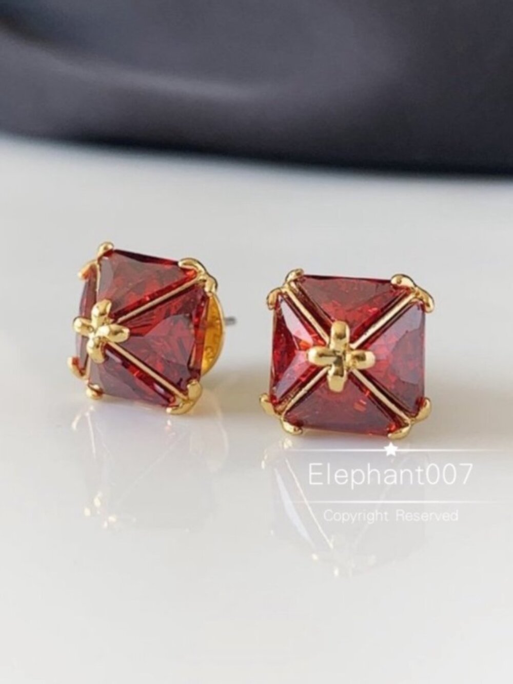 Henri Bendel Red Crystal Stud Earrings Gold Tone Square Gem Studs